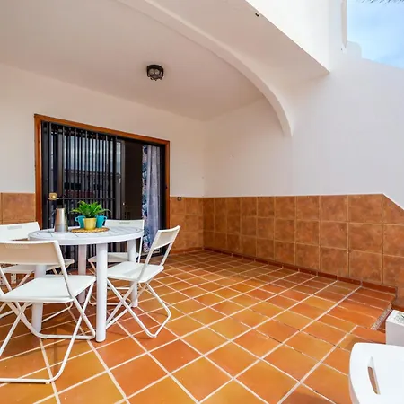 아파트 Eldorado En Coral Mar *